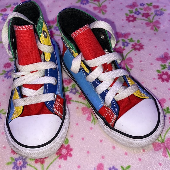 converse - Picture 2 of 4